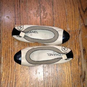 Chanel flats beige/ black size 6.5